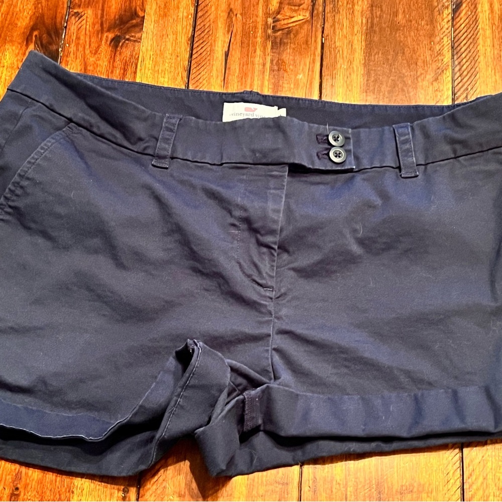 Vineyard Vines shorts women 14